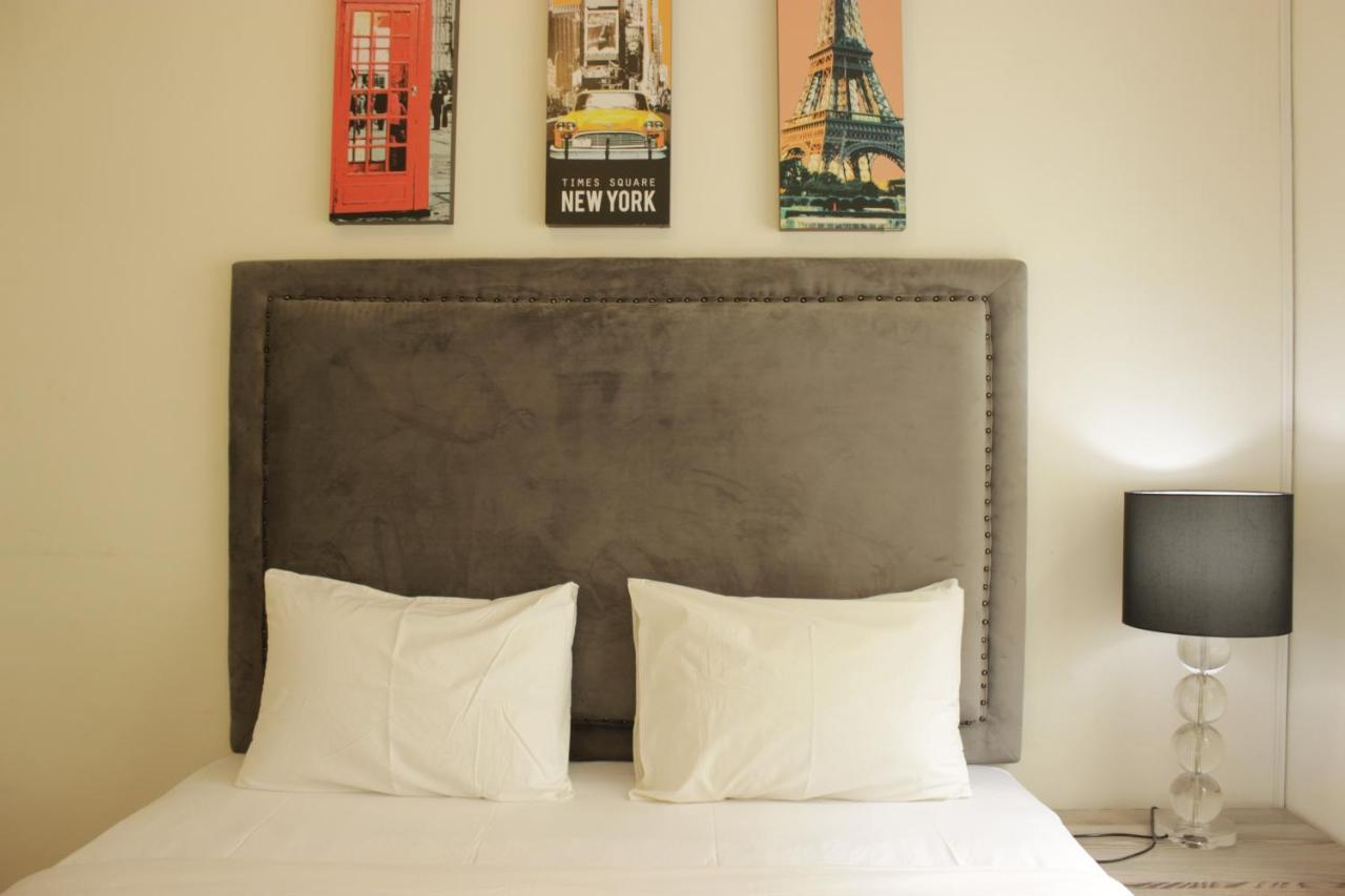 Simply Homey 1br At Parahyangan Near Unpar By Travelio